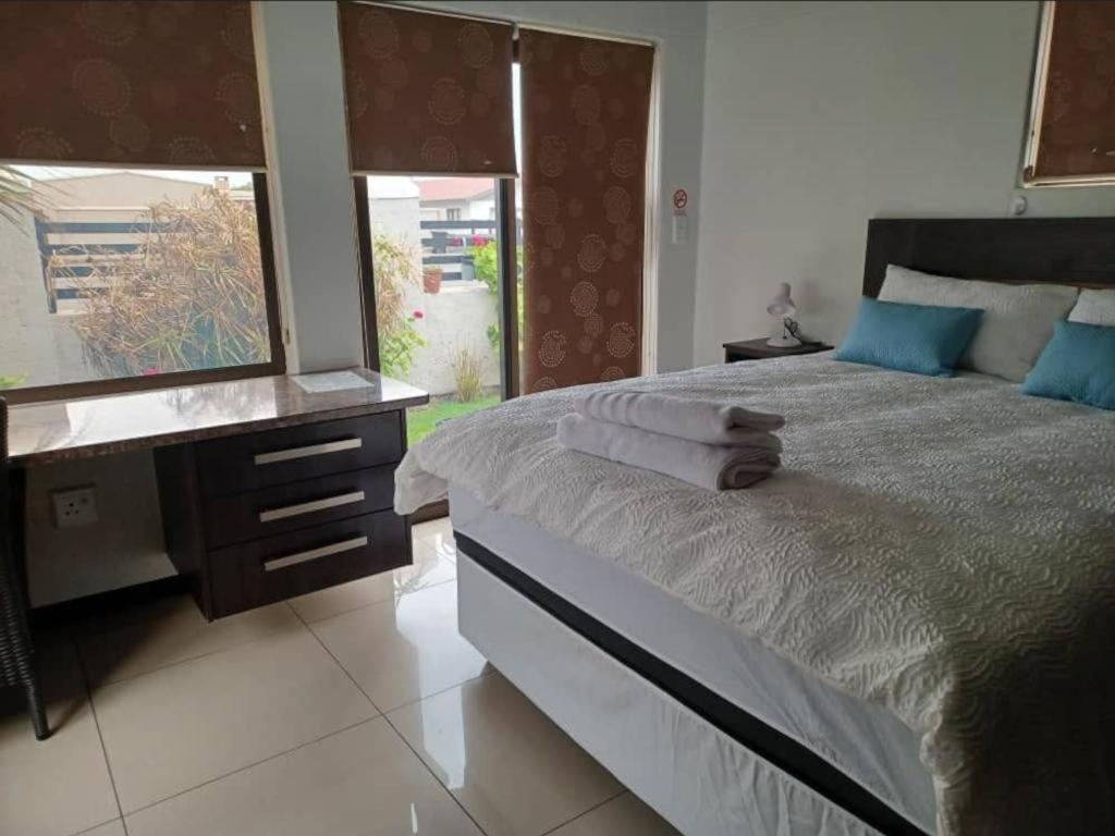 Carlo'S Boutique Guesthouse Walvis Bay Eksteriør bilde