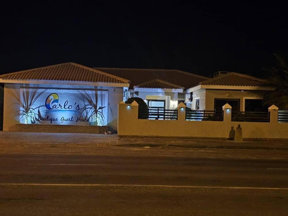 Carlo'S Boutique Guesthouse Walvis Bay Eksteriør bilde